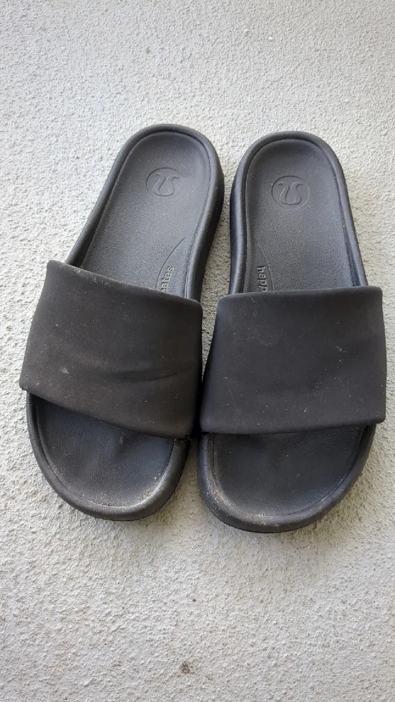 Lululemon Restfeel Slide W Black, Size 7 image indicator(5)