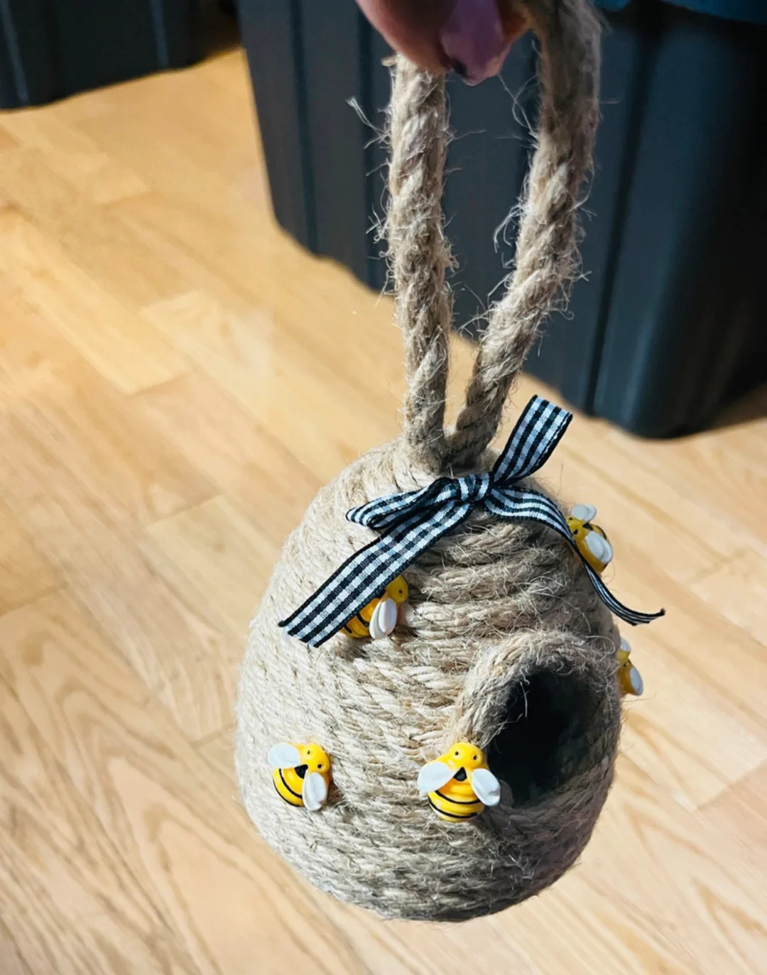 Beehive decor! image indicator(3)