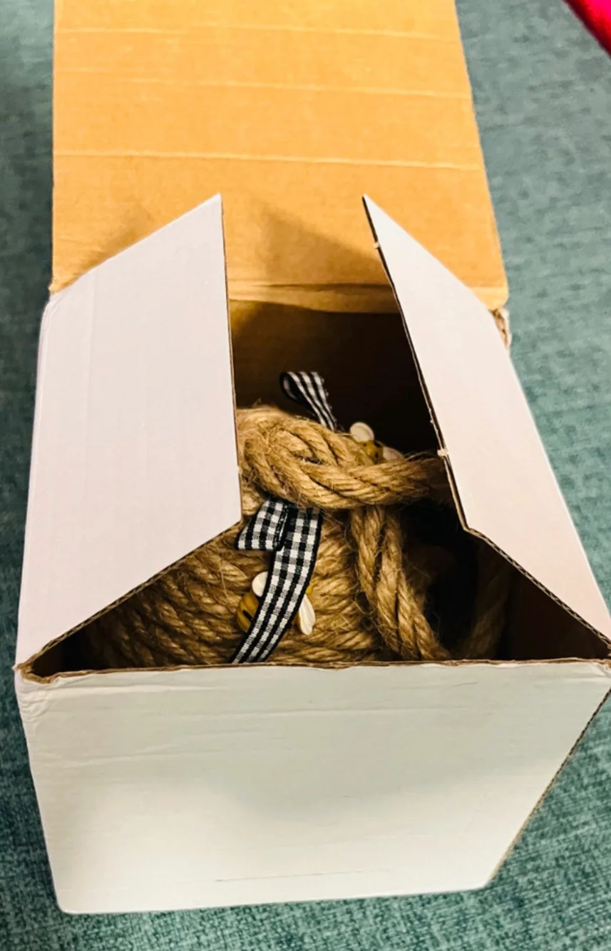 Beehive decor! image indicator(4)