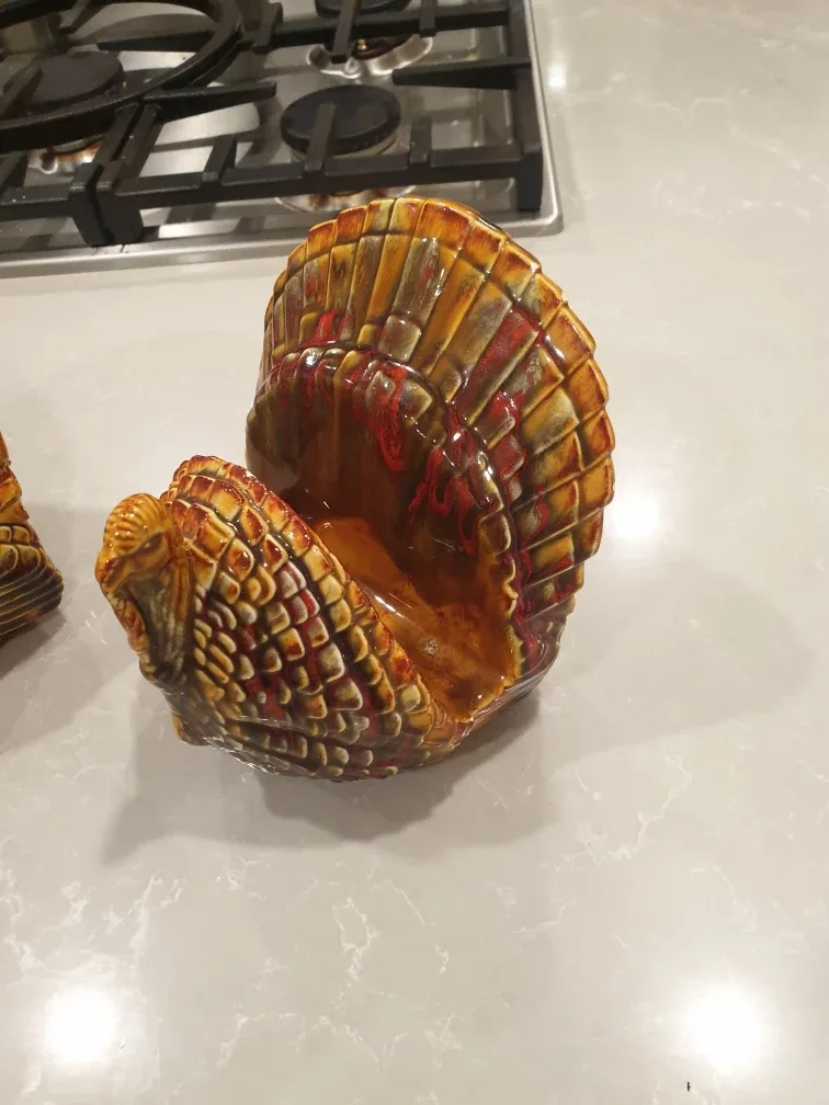 Vintage Ceramic Turkey Bowls image indicator(4)