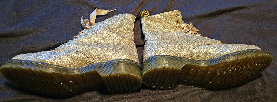 Dr. Martens Ariat Pascal Glitter Boots - Size 9 - photo 2
