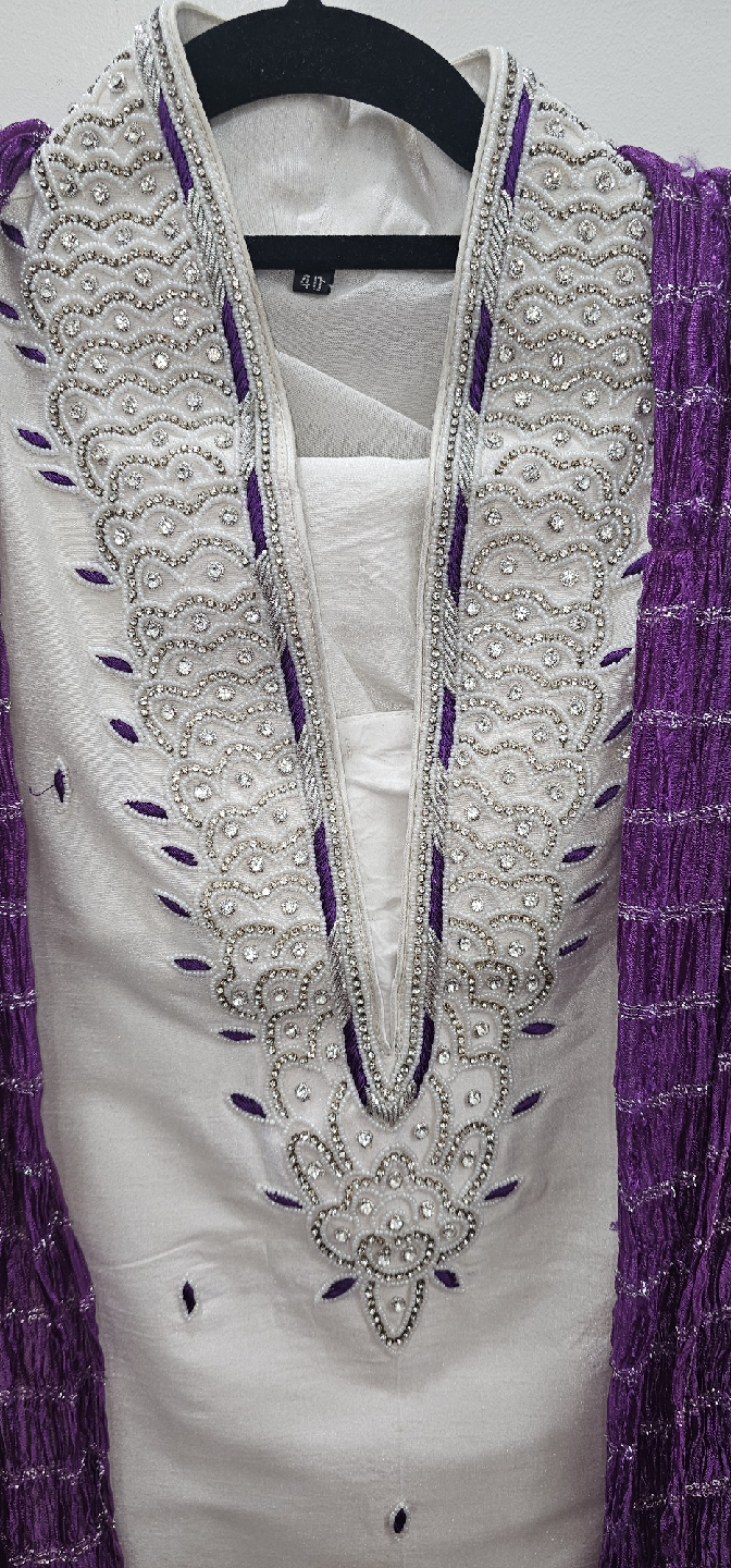 White & Purple Embellished Salwar Kameez - Size 40 🥕 - photo 4