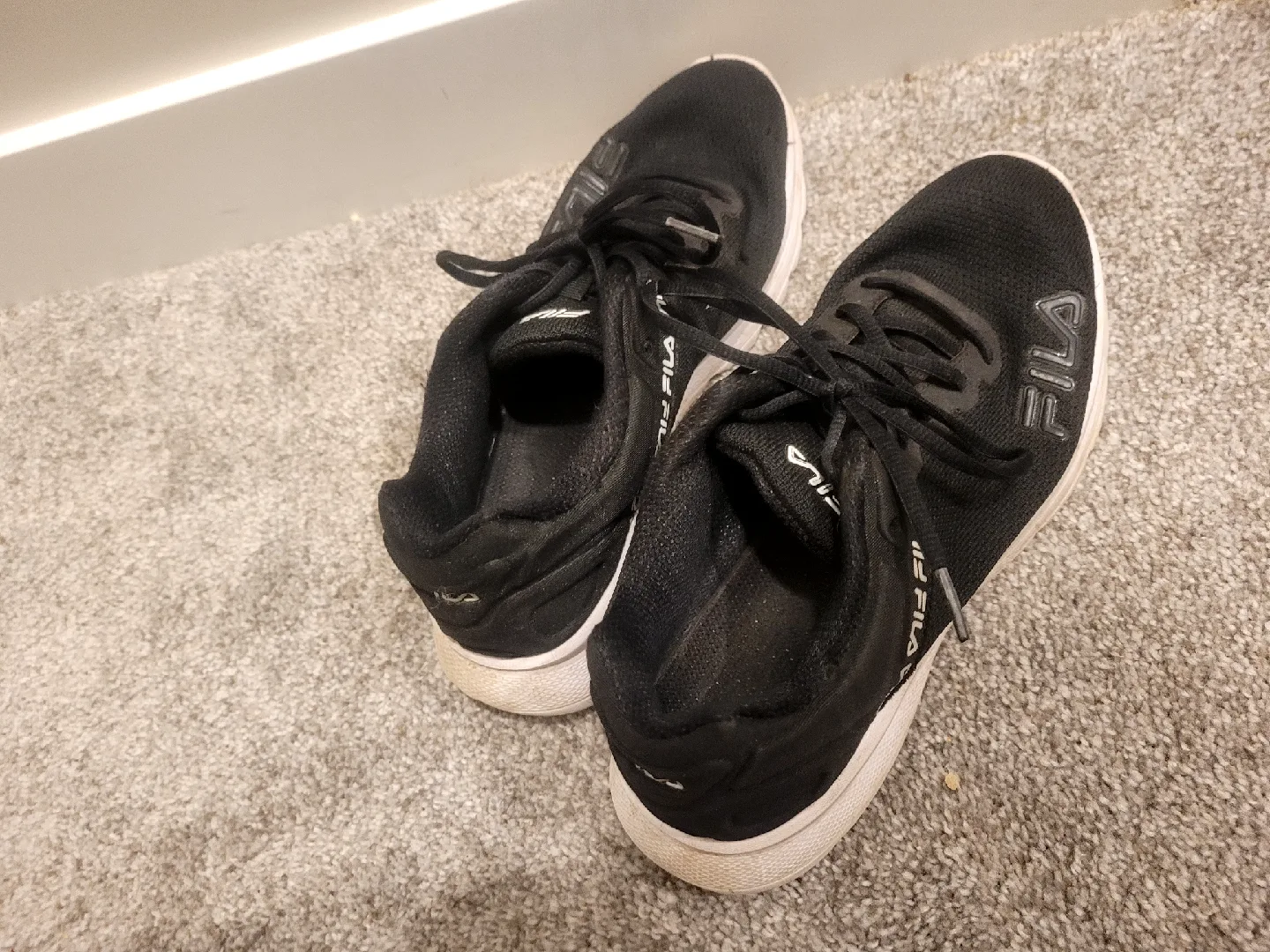 Fila Black Running Shoes thumbnail