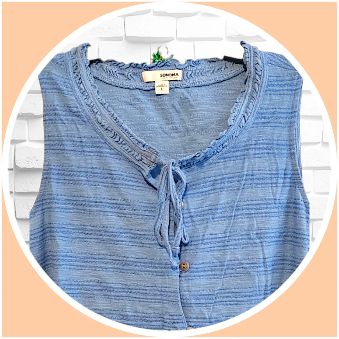 🥕 Sz Lrg Sleeveless Embroidery  Button Up Top image indicator(9)