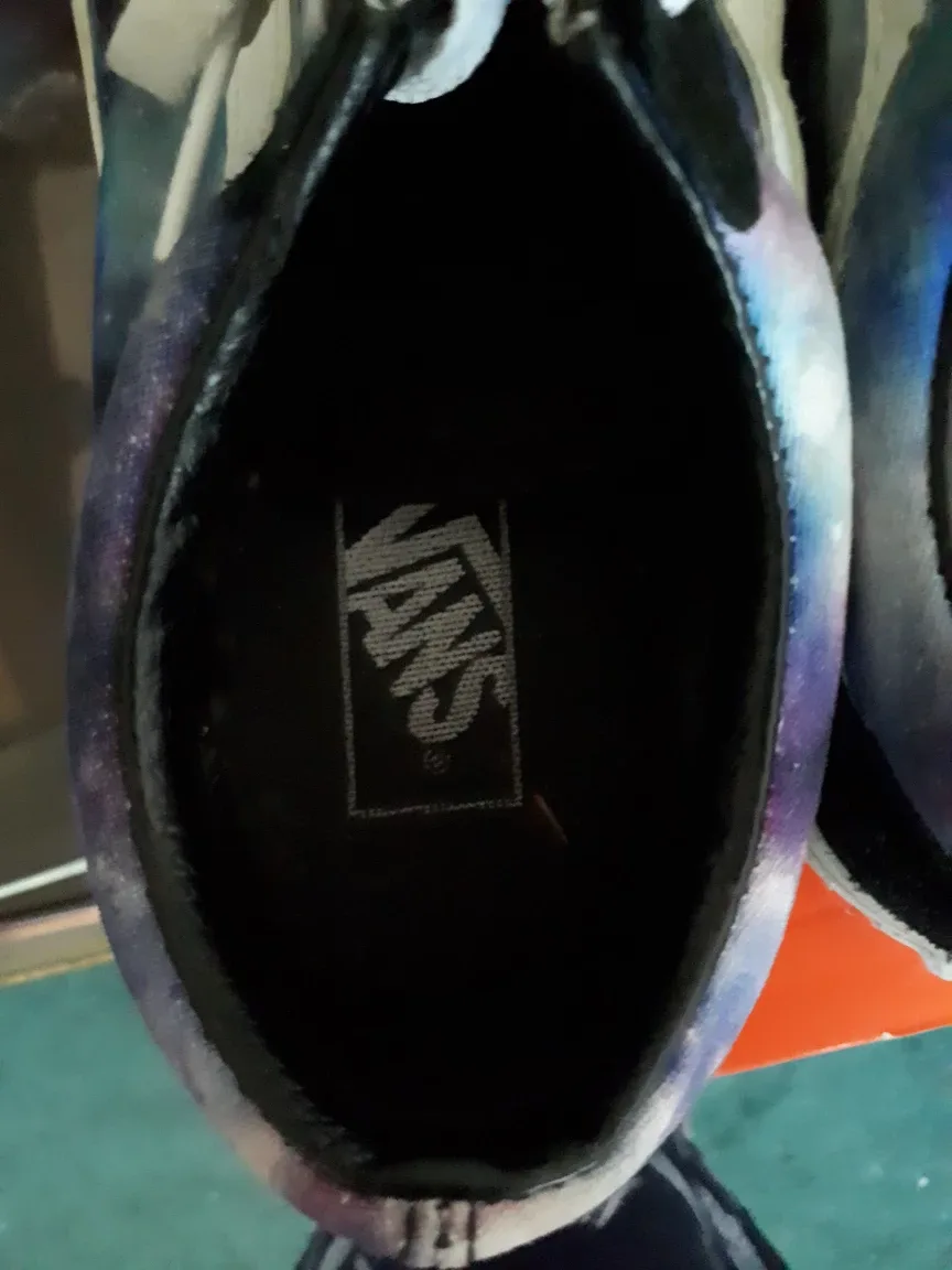 Vans Shoes - Size 9 Men image indicator(3)