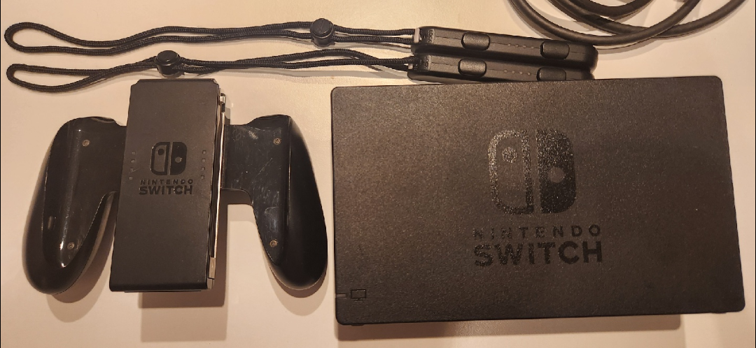 Nintendo Switch V2 with Accessories - photo 5