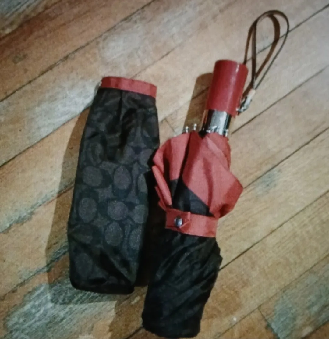 NEW! COACH SIGNATURE MINI UMBRELLA image indicator(3)