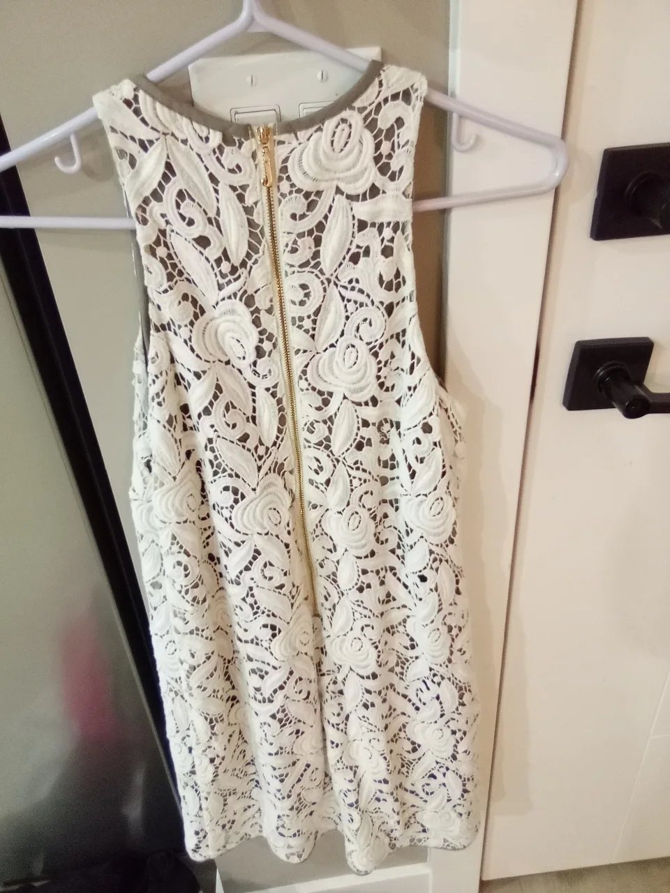 Juicy Couture White Lace Dress - Size 0 image indicator(3)