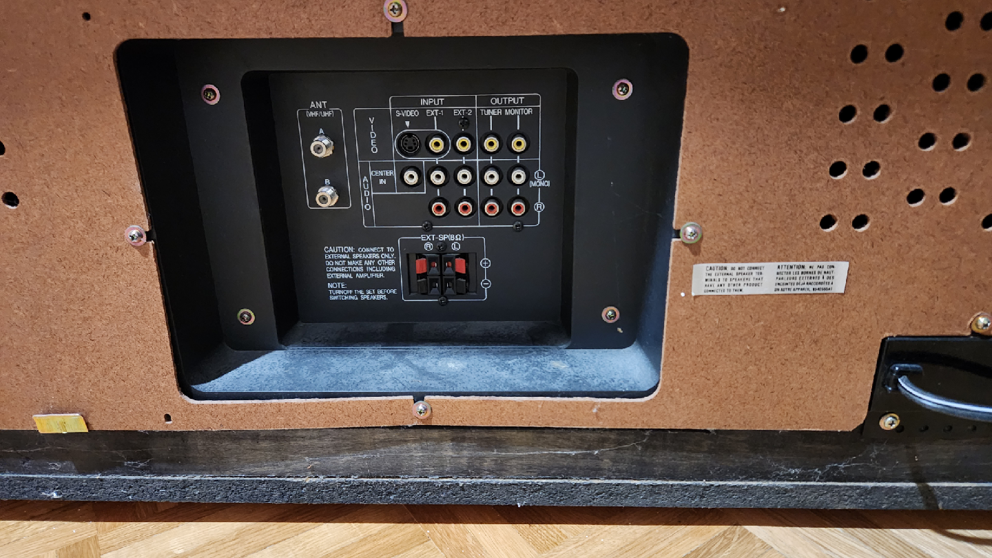 Mitsubishi VS-6061C Projection TV - photo 3