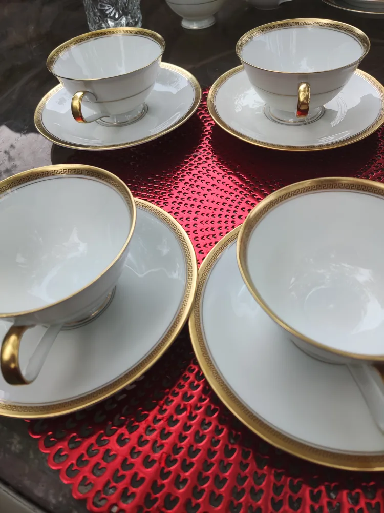 Heinrich & Co. Selb Bavaria Tea Cup Set thumbnail