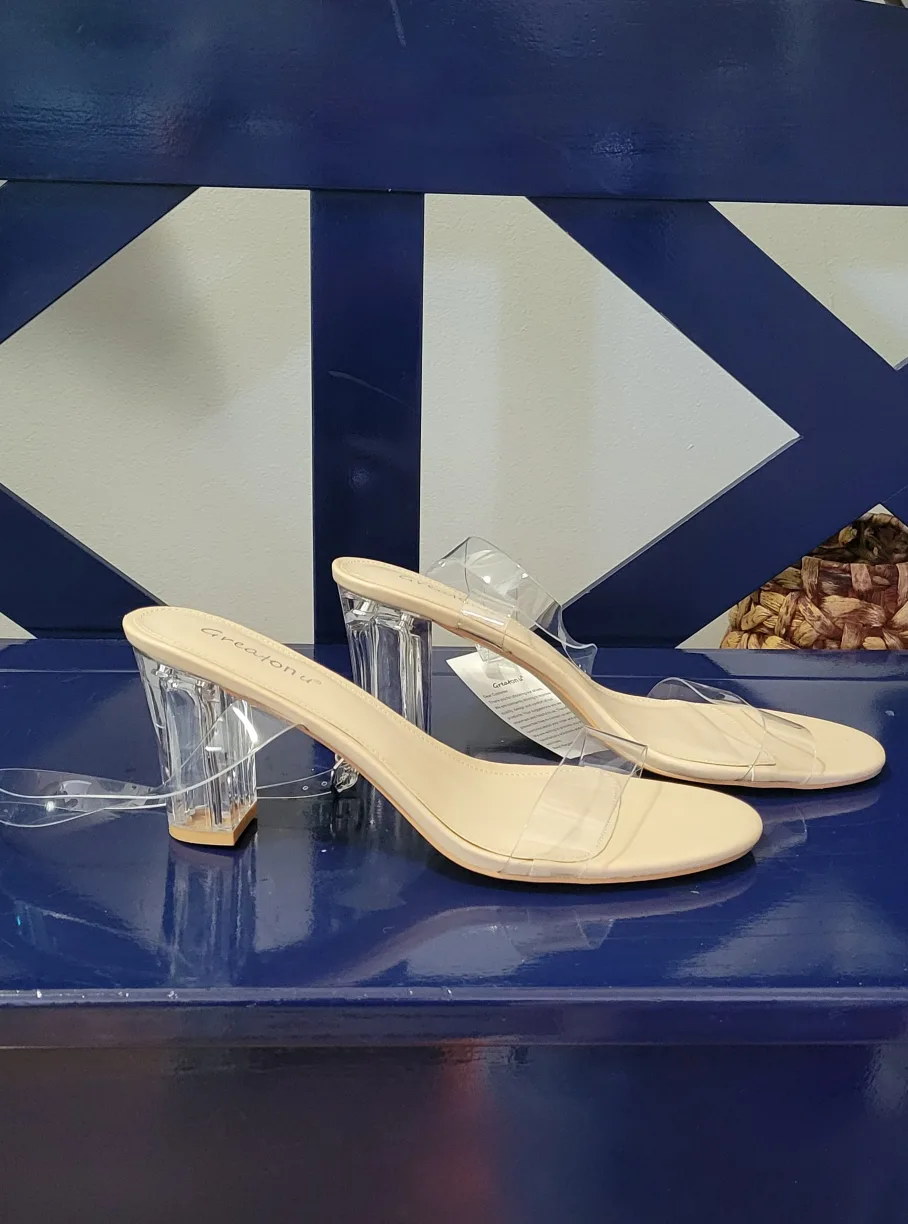 BNWT Creations Clear Heels - Size 10 image indicator(3)