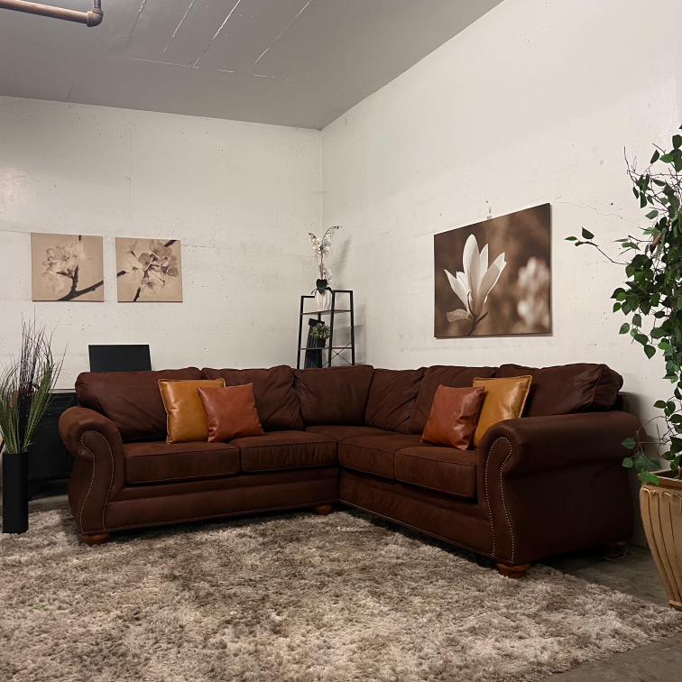 Broyhill sectional. Microfiber corner sofa couch. Delivery - photo 2