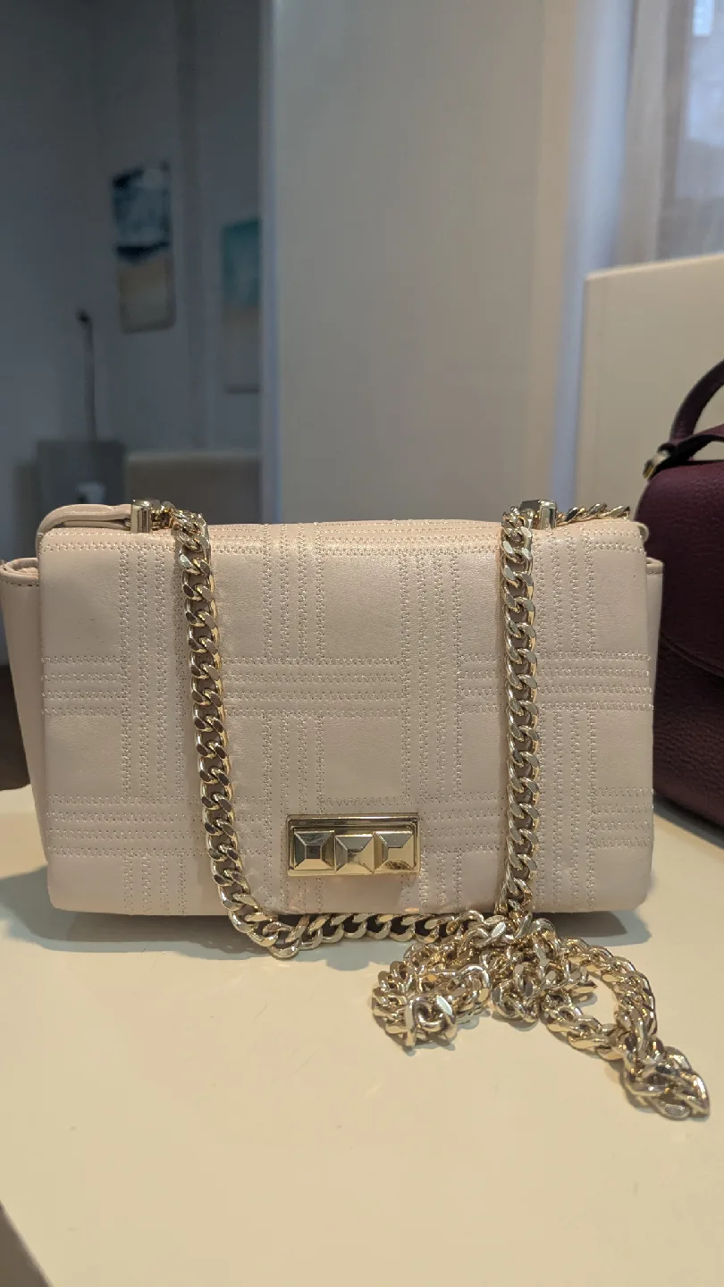 Beige Shoulder Bag with Chain Strap thumbnail