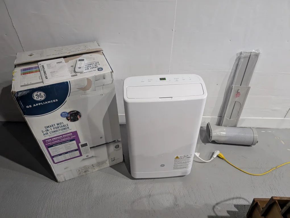 Brand New GE 14,000 BTU Air Conditioner For Sale thumbnail
