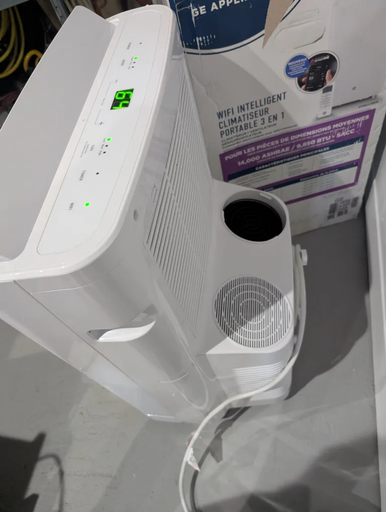 Brand New GE 14,000 BTU Air Conditioner For Sale image indicator(7)