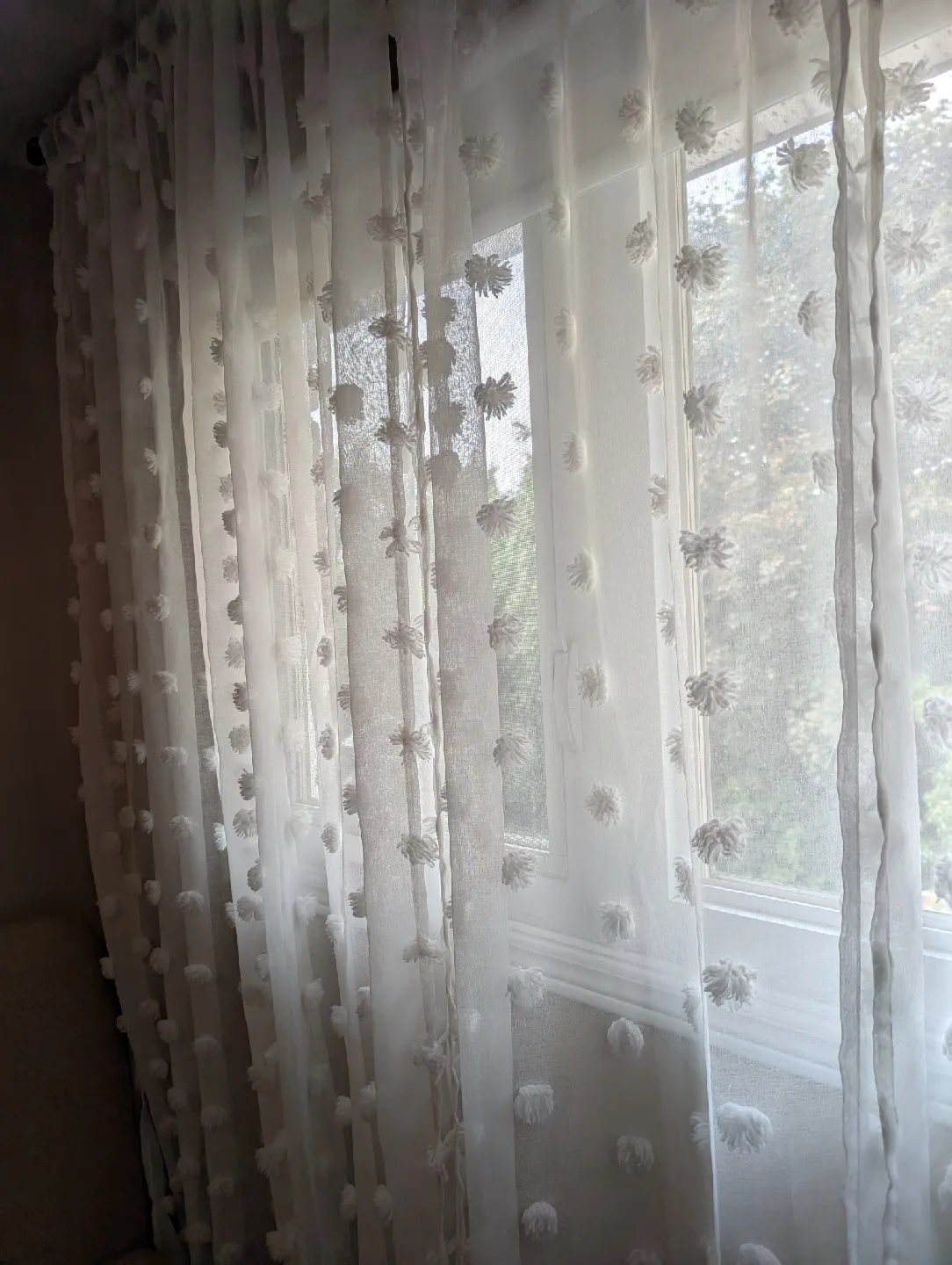 Set of White Sheer Pom Pom Curtains x4 🥕 image indicator(2)