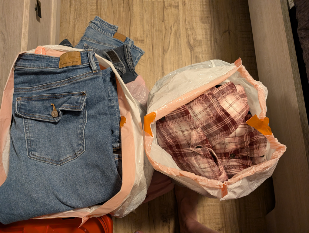 Pants & shirt bundle. Ladies L&XL