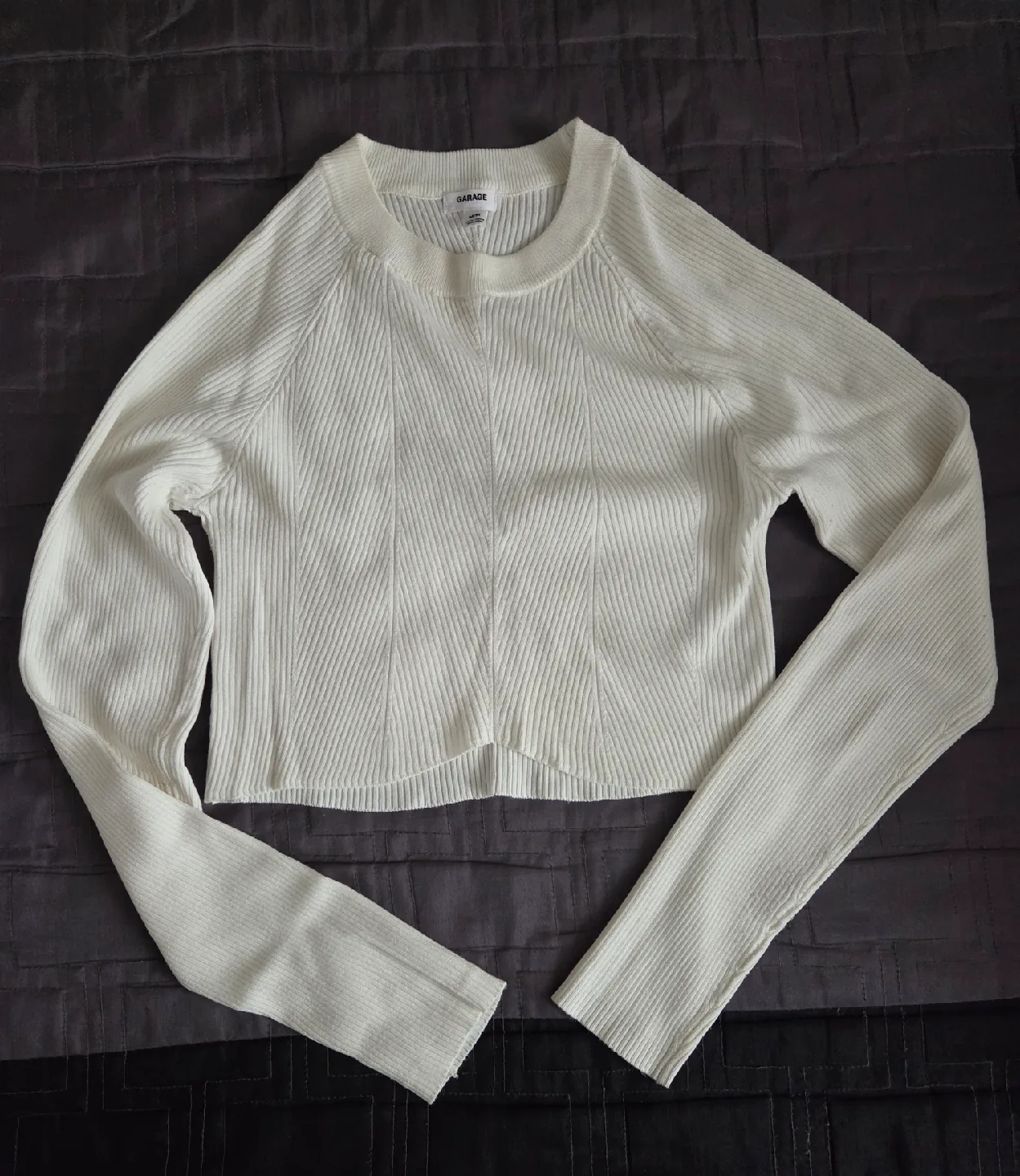 FREE Garage long sleeve crop top, size M thumbnail