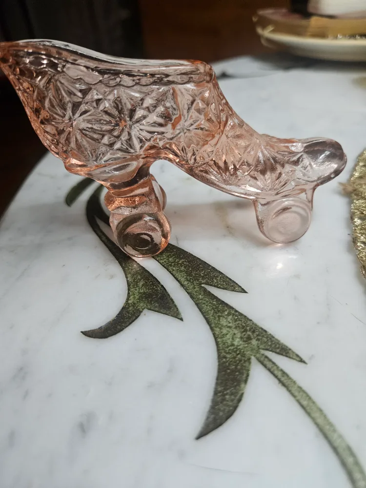 Pink Art Glass Victorian style Slipper Boot Roller Skate image indicator(2)