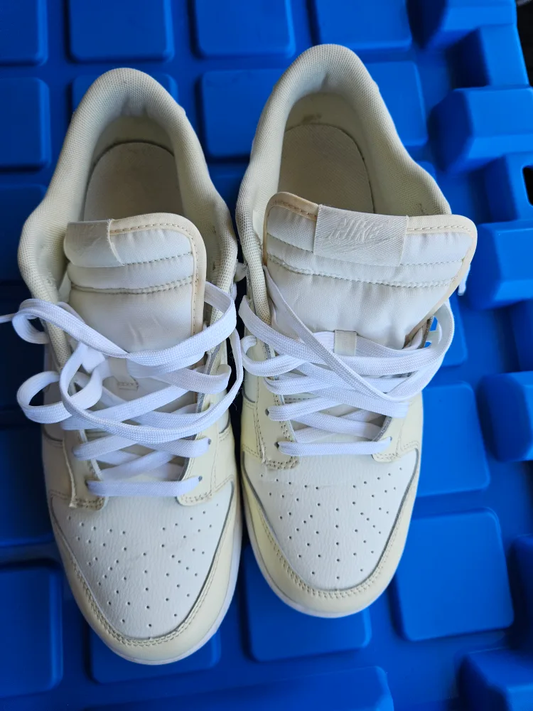 Nike Dunk Low Cream/White Shoes thumbnail