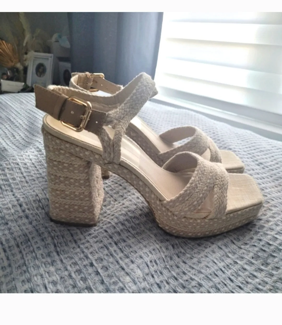 Dolce Vita Tan Espadrille Platform Sandals- Size 9 image indicator(2)