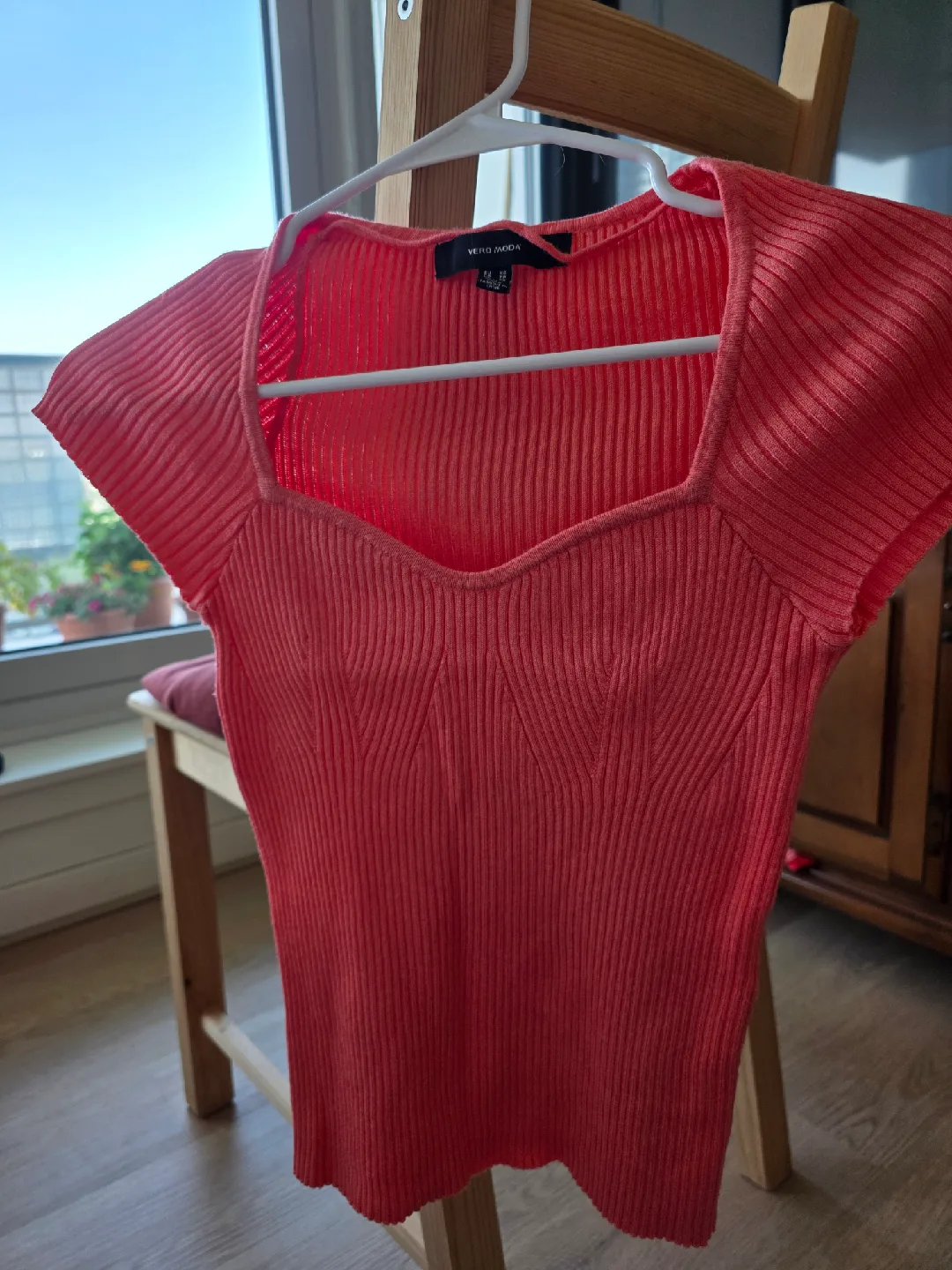 Vero Moda Coral Ribbed Top - Size XS image indicator(4)