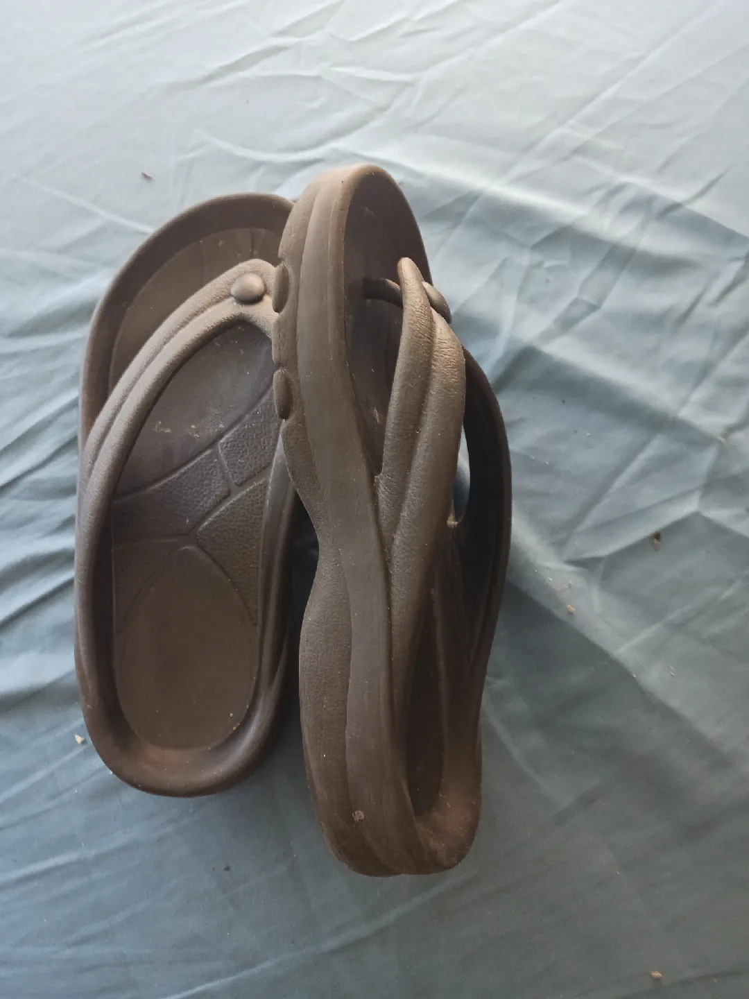 Black Flip Flops image indicator(2)