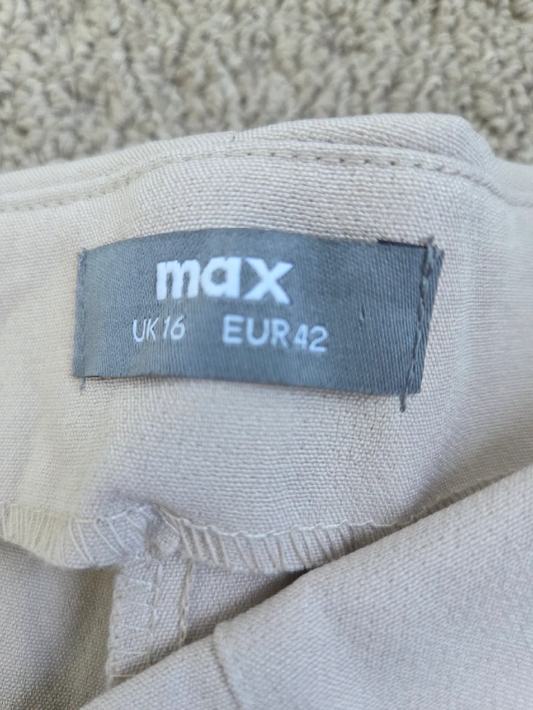 Max Beige Trousers - UK 16 / EUR 42 image indicator(2)
