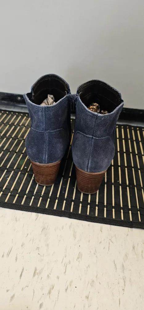 Aldo Blue Suede Ankle Boots image indicator(3)