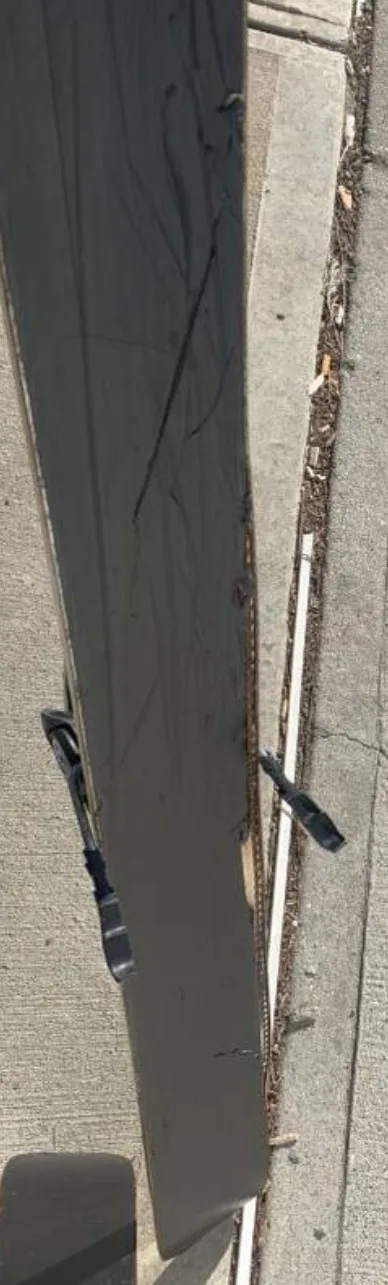 Used Skis image indicator(5)