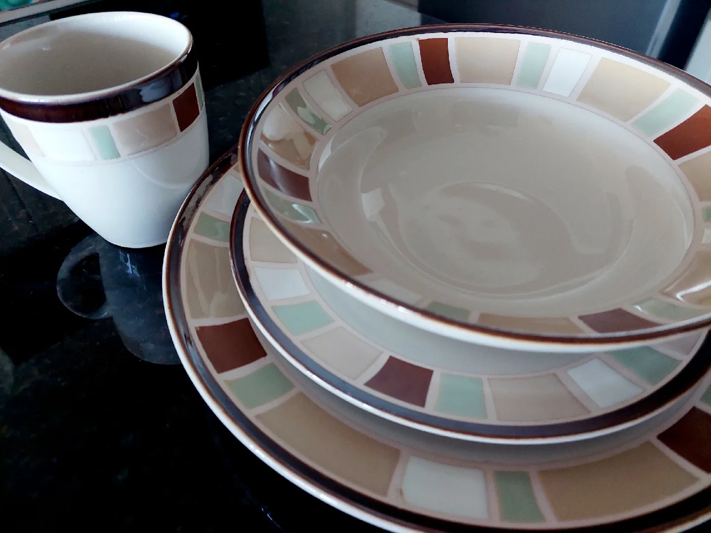 Cuisinart Mosaic 16-Piece Dinnerware Set x 2