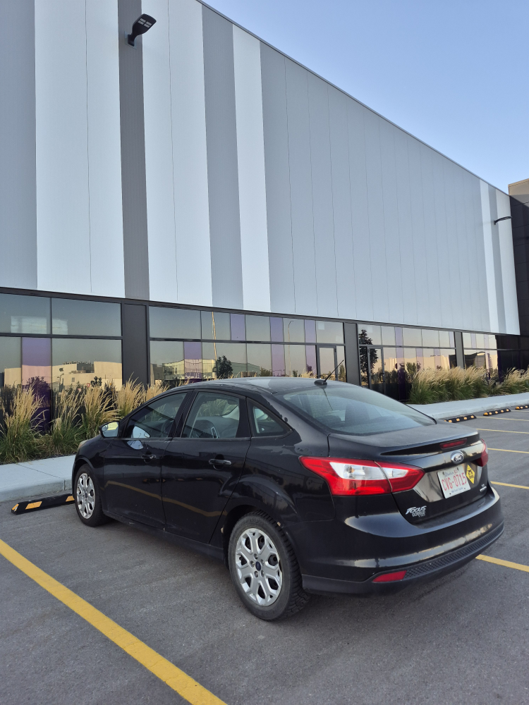 2013 Ford Focus - Black Sedan - photo 3