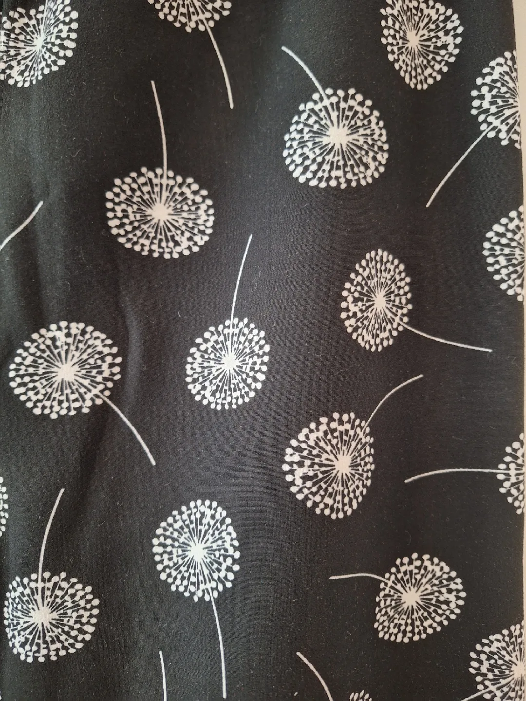 Cozy Brand Patterned, Fur Lined Leggings - szXL x2 image indicator(4)