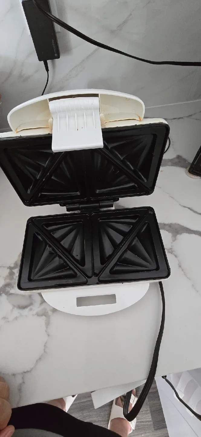 Salton Sandwich Maker image indicator(2)