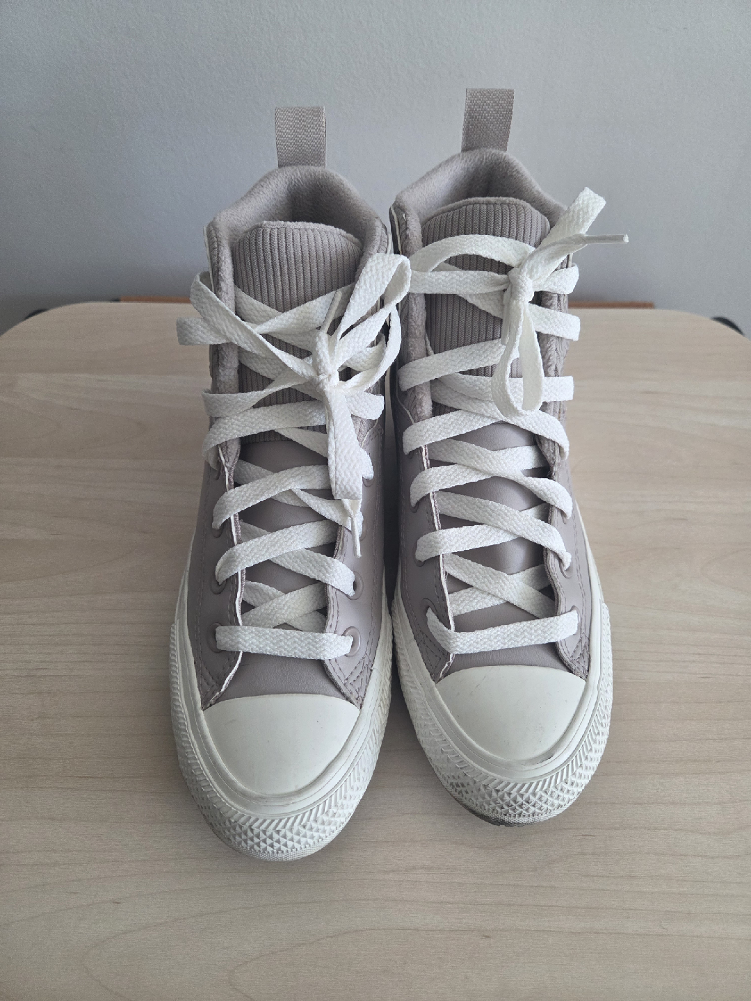 Converse All Star High Top Shoes - Size 7