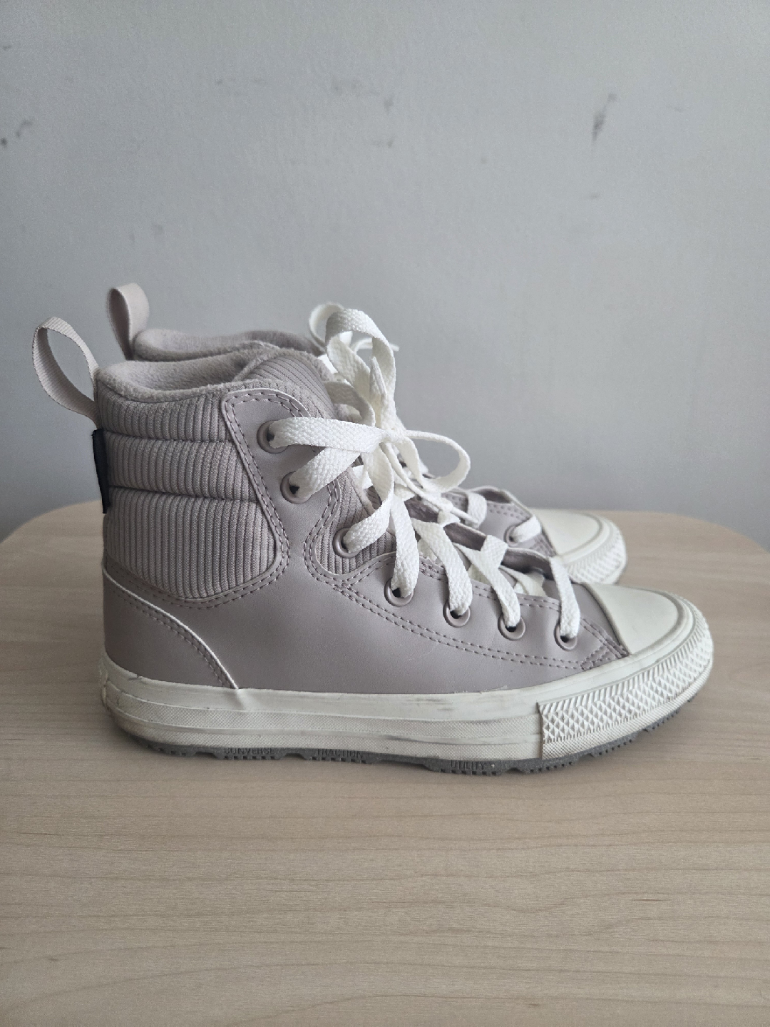 Converse All Star High Top Shoes - Size 7 - photo 3