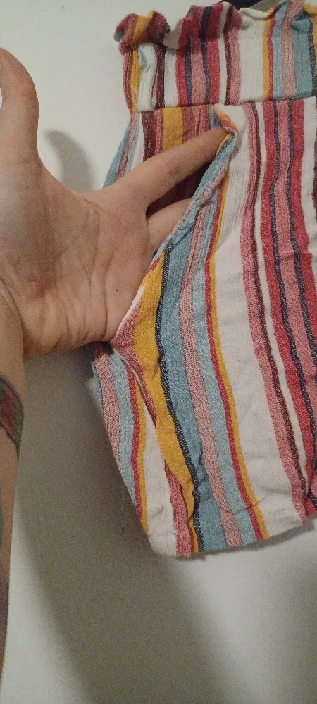 Striped Tie-Waist Shorts - Size S image indicator(3)