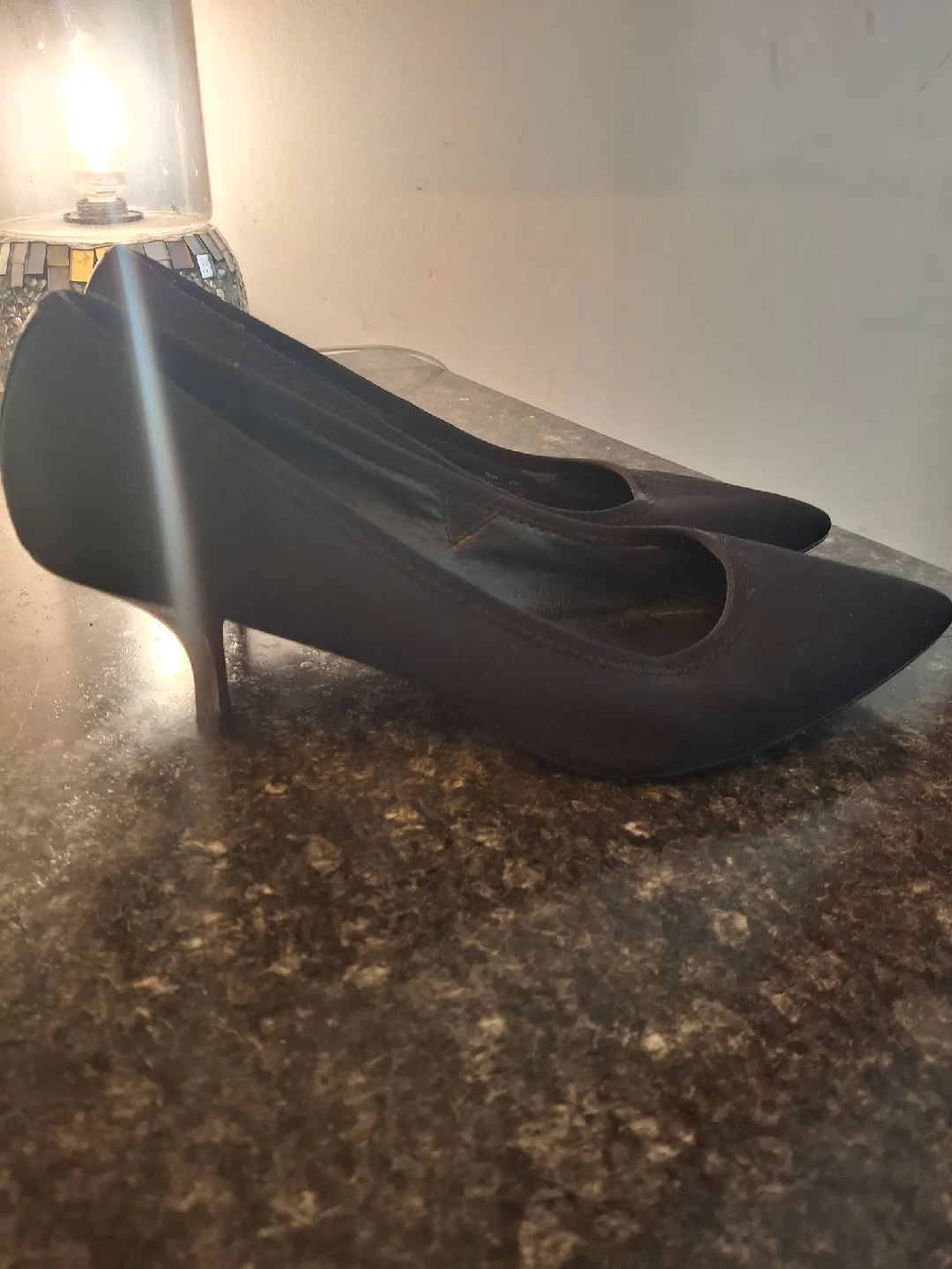 Donald Pliner Black Heels, Size 9.5 image indicator(2)