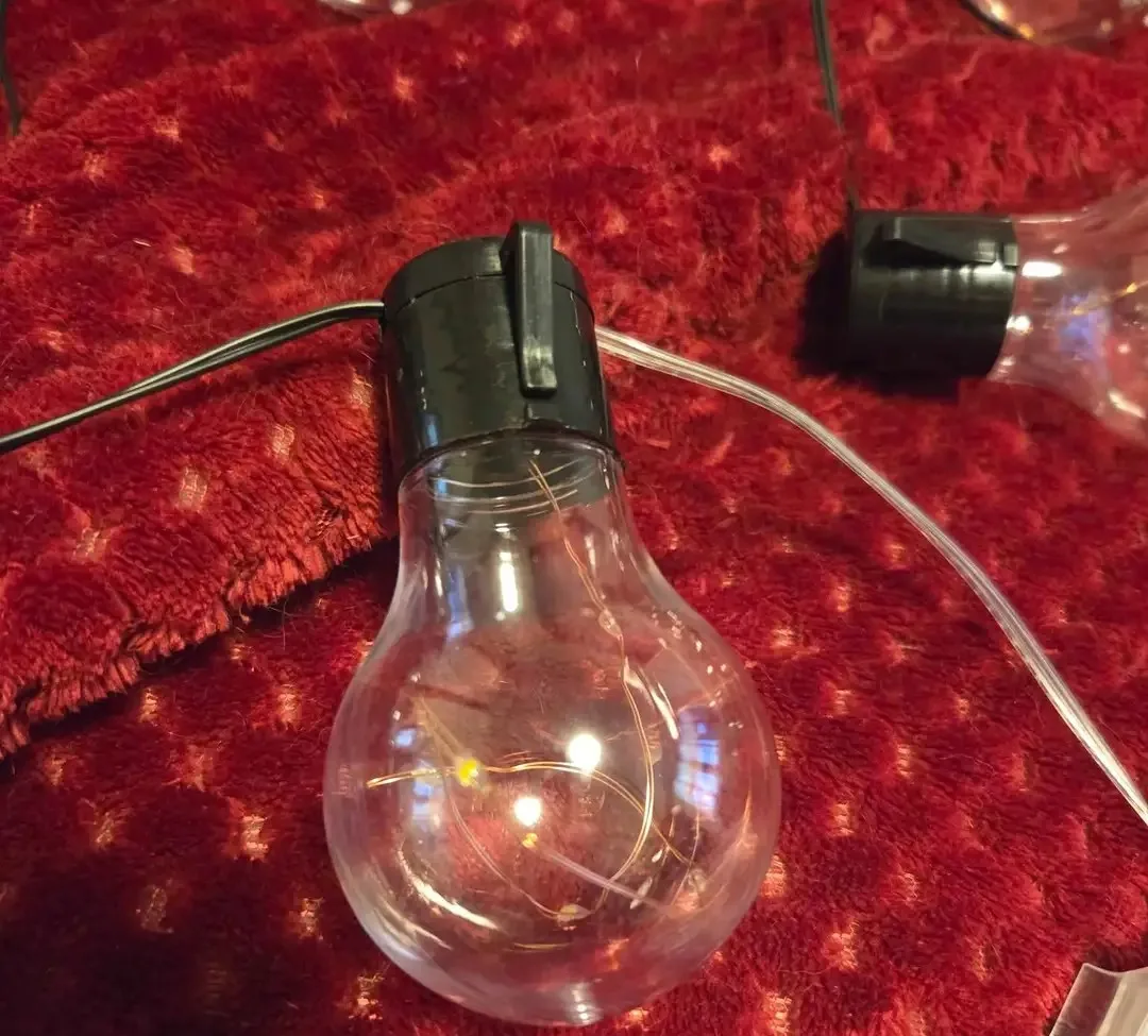 waterproof String Lights 10 bulbs - battery powered image indicator(2)