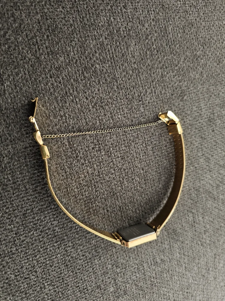 Vintage Seiko Quartz Gold Ladies Watch image indicator(3)