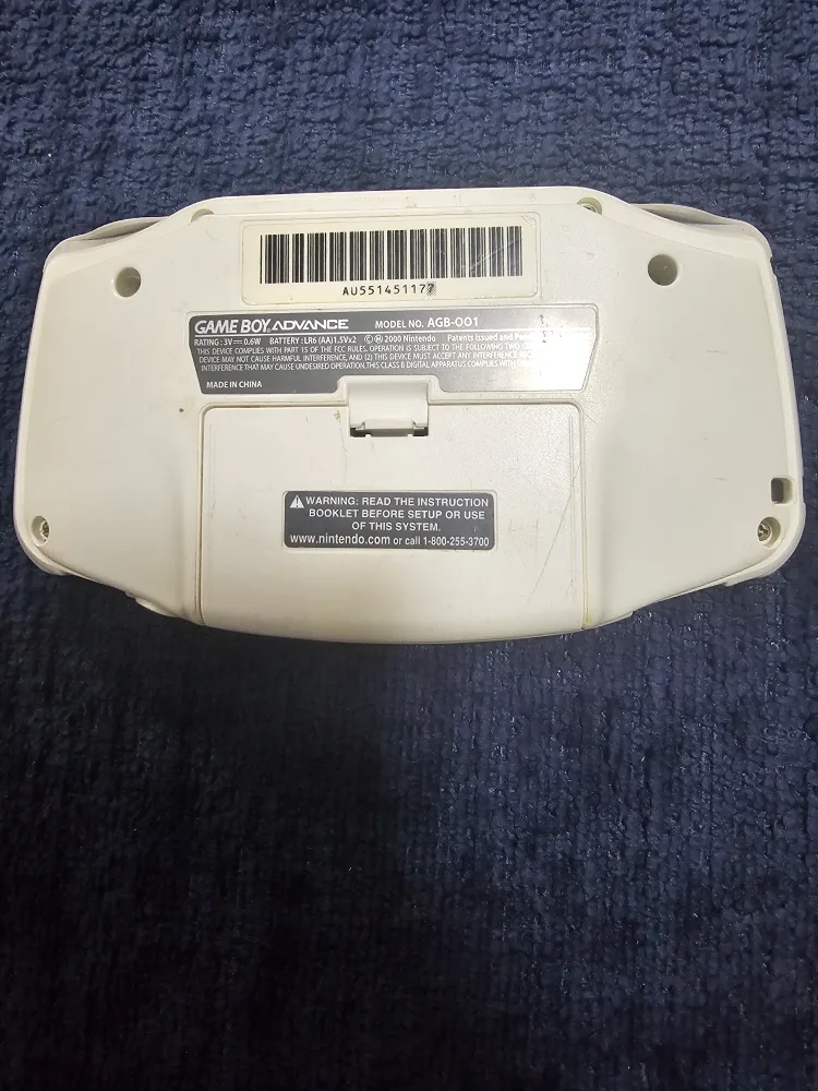 Nintendo Game Boy Advance - Model AGB-001 image indicator(2)