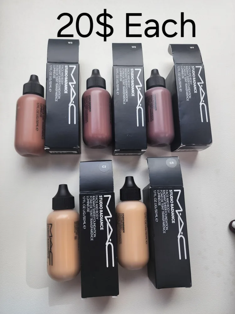 MAC, Estee Lauder, Smashbox, clinique, Bobbi Brown Foundation image indicator(4)