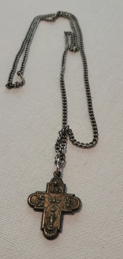 Vintage Religious Cross Pendant Necklace thumbnail