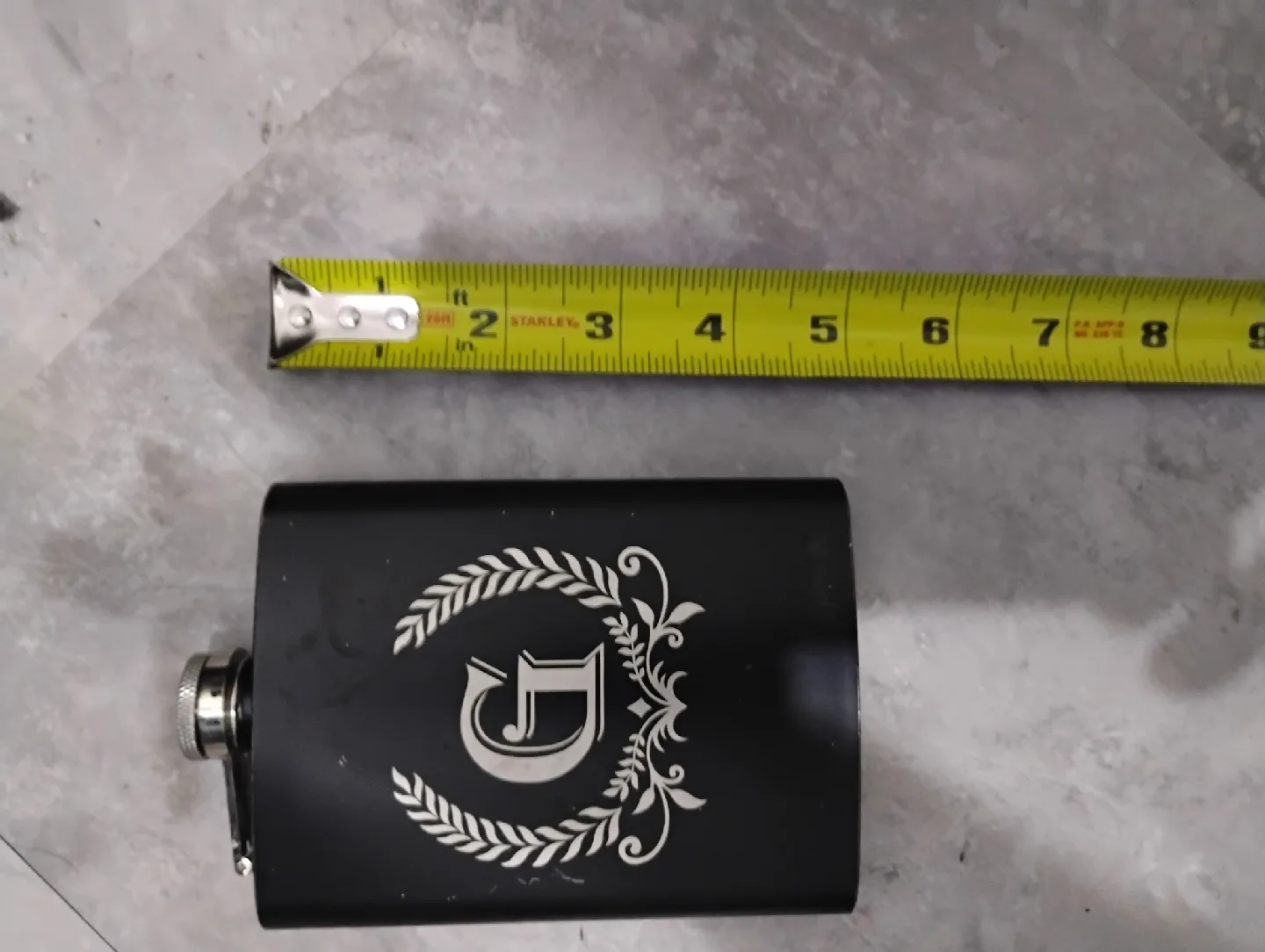 metal flask thumbnail