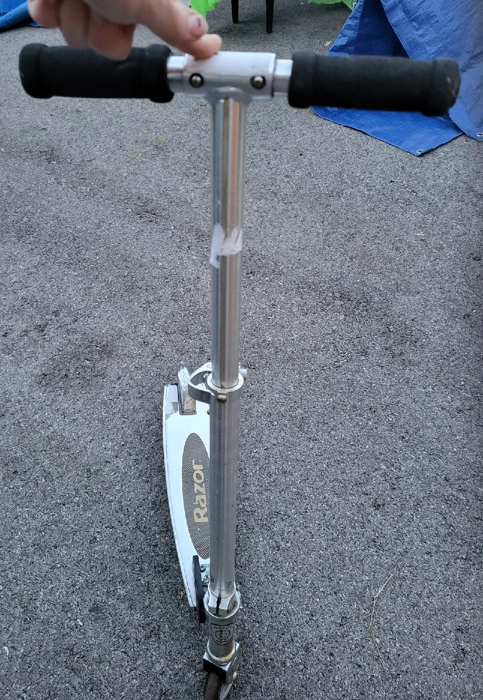 Razor Scooter - Silver (for children) image indicator(2)