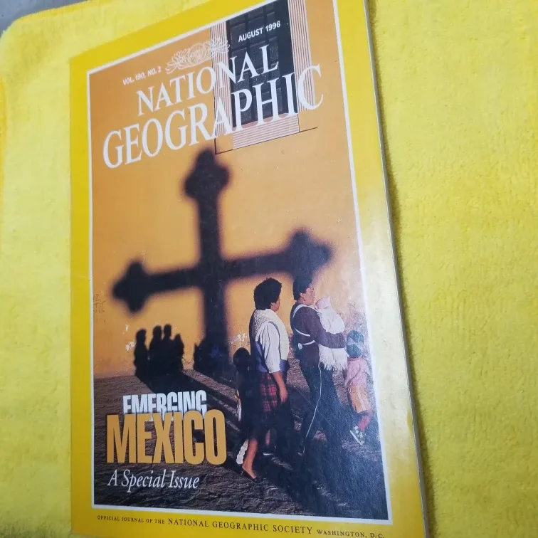 National Geographic Magazine August 1996 image indicator(2)