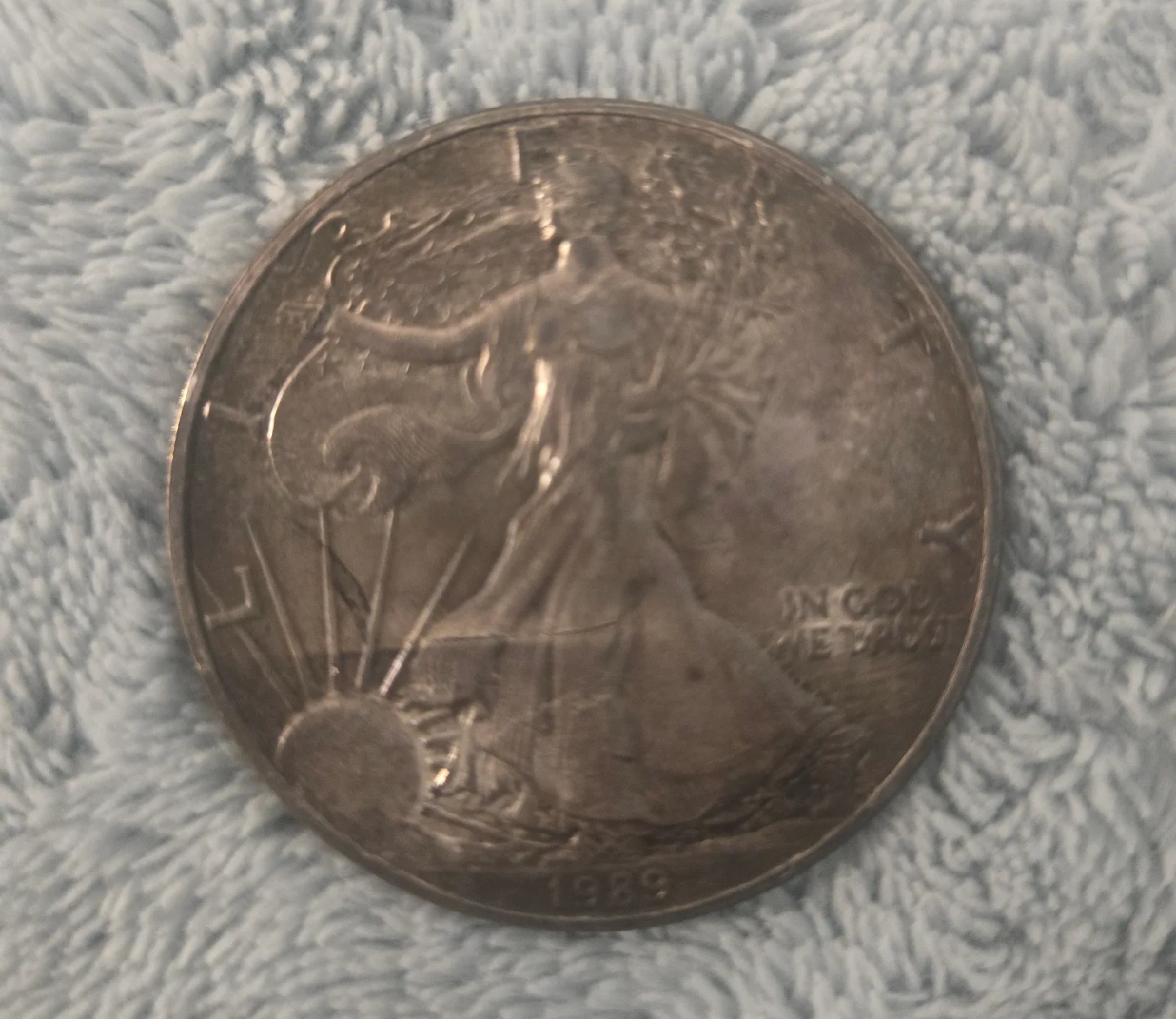 1989 American Eagle Silver Dollar image indicator(2)