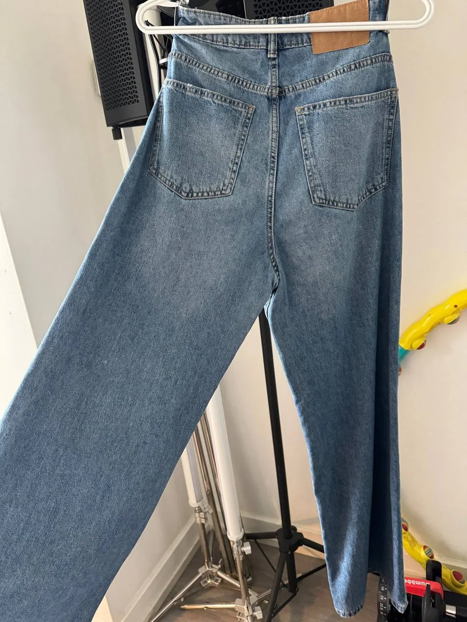 H&M Divided Jeans - Size 36🥕 image indicator(2)