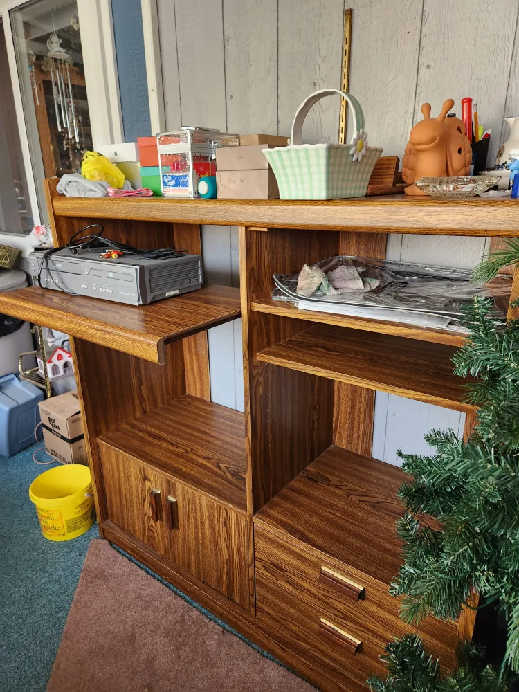 Entertainment center thumbnail
