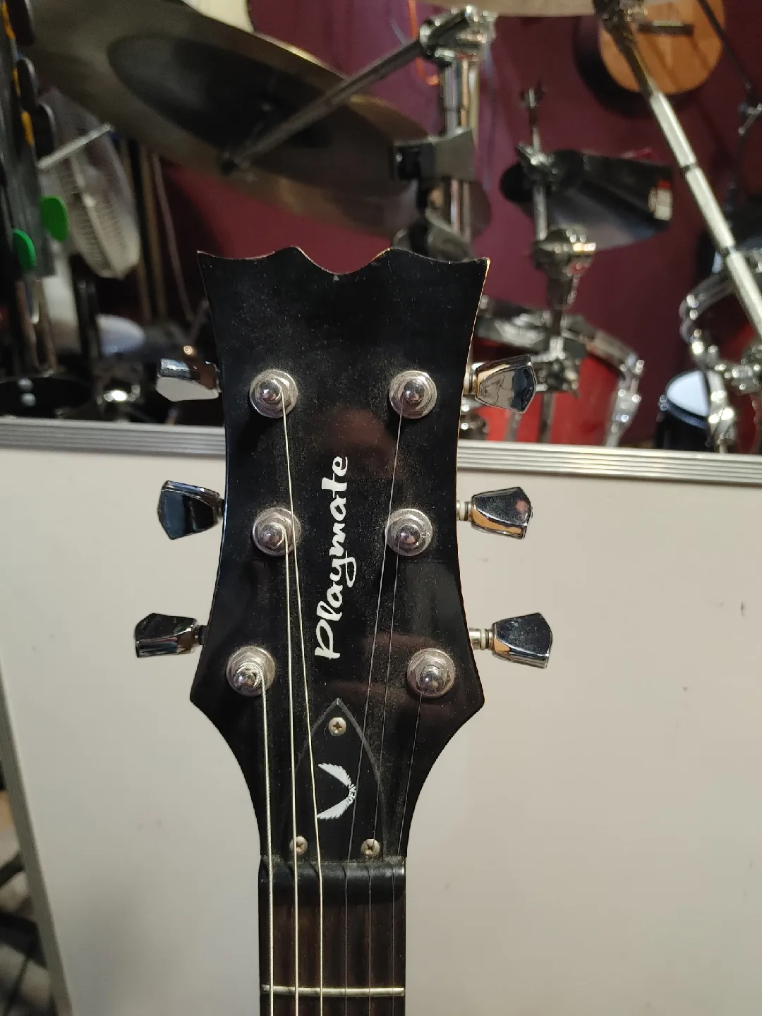 Playmate Black Electric Guitar image indicator(2)